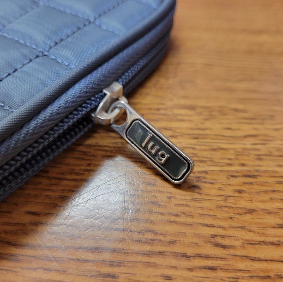 lug small zipper pouch - Picture 4 of 5